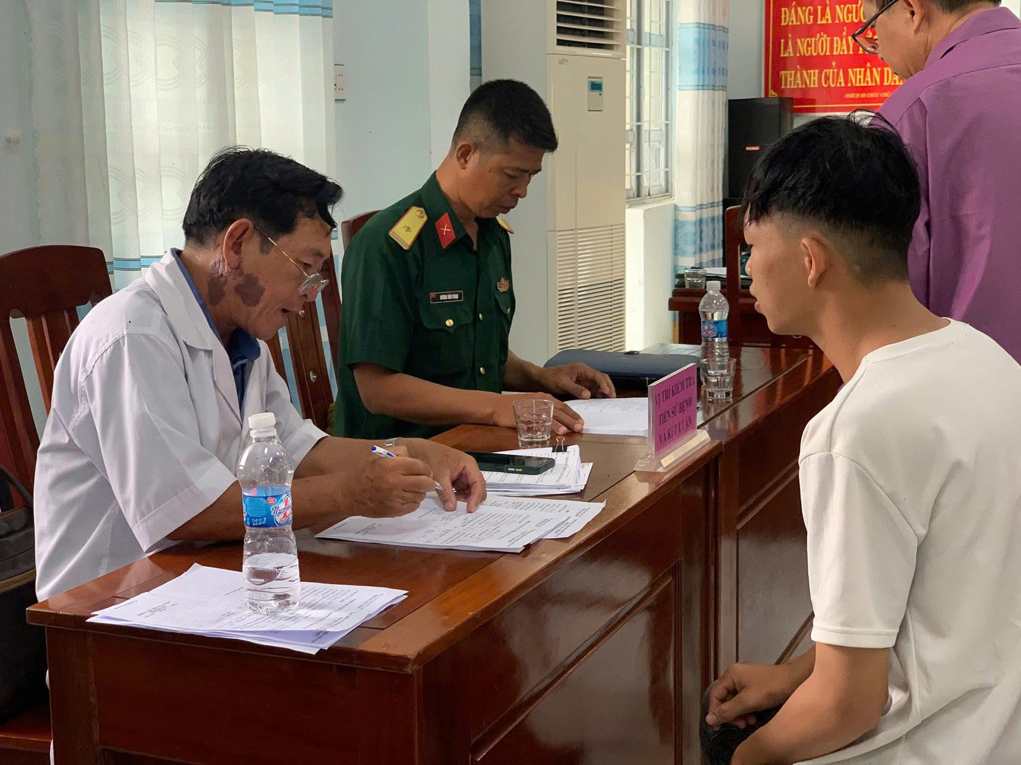 HỘI ĐỒNG NVQS PHƯỜNG HÒA HIỆP: TỔ CHỨC KHÁM SƠ TUYỂN SỨC KHOẺ THỰC HIỆN NGHĨA VỤ QUÂN SỰ NĂM 2026